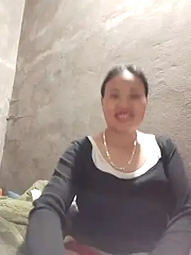 Karen china online show from December 17, 2025, 11:37 am