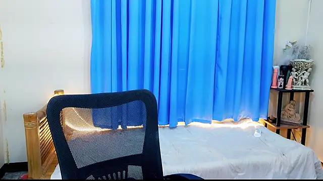 Snapshot of sweet_sophiaxx chatting on April 10, 2026, 6:31 am sweet sophiaxx online show from April 10, 2026, 6:31 am