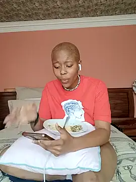 Snapshot of Prettyflowea chatting on November 8, 2025, 1:03 pm Prettyflowea online show from November 8, 2025, 1:03 pm