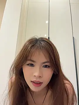 yang888403 online show from May 26, 2026, 8:34 am