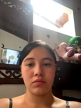 teencutee online show from November 8, 2025, 8:23 pm