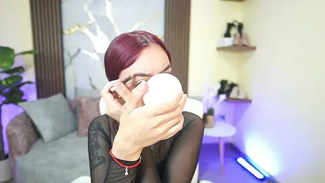 Snapshot of TessaaFox chatting on January 13, 2026, 11:47 am TessaaFox online show from January 13, 2026, 11:47 am