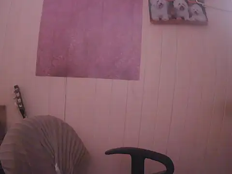 Snapshot of Zulreyna chatting on December 4, 2025, 5:28 am Zulreyna online show from December 4, 2025, 5:28 am