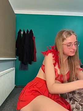 Snapshot of EveLunny chatting on November 30, 2025, 1:06 am EveLunny online show from November 30, 2025, 1:06 am