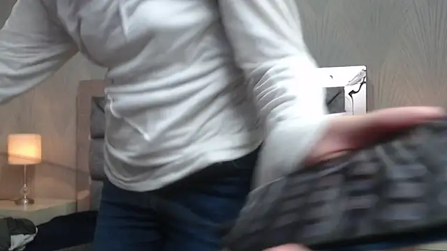 GiselaZivic online show from January 5, 2026, 7:39 pm