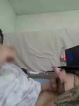 Snapshot of casadodequebra chatting on July 22, 2026, 5:37 pm casadodequebra online show from July 22, 2026, 5:37 pm