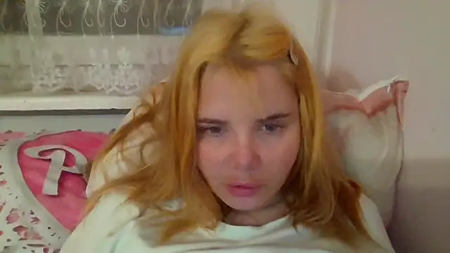 Snapshot of HornyElena chatting on January 11, 2026, 6:37 pm HornyElena online show from January 11, 2026, 6:37 pm