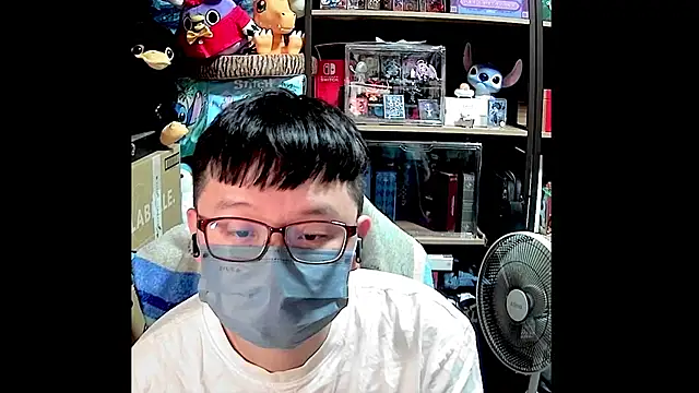 kk05483 online show from May 7, 2026, 4:21 pm