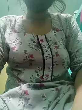 angelboudi0592 online show from April 23, 2026, 11:05 am