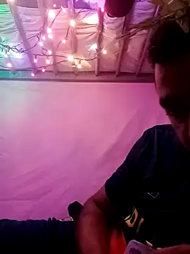 ParlousCarpet online show from December 3, 2025, 4:35 am