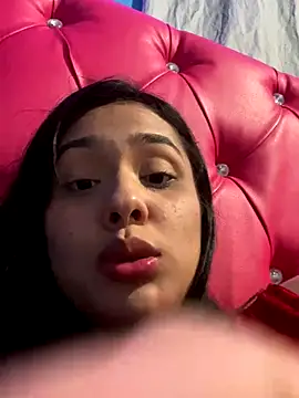 Snapshot of Chiquinquira3 chatting on November 21, 2025, 5:39 am Chiquinquira3 online show from November 21, 2025, 5:39 am