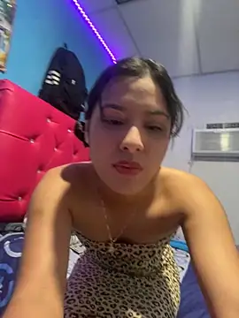 Snapshot of Chiquinquira3 chatting on November 29, 2025, 4:34 am Chiquinquira3 online show from November 29, 2025, 4:34 am