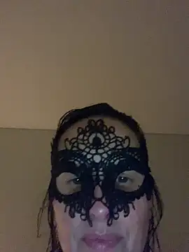 massagistahotbrunette online show from March 2, 2026, 9:55 pm