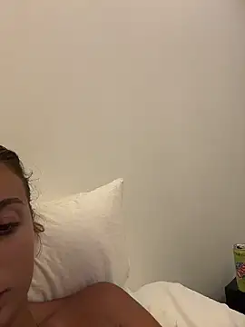 Snapshot of lounaaxangel chatting on November 14, 2025, 7:17 pm lounaaxangel online show from November 14, 2025, 7:17 pm