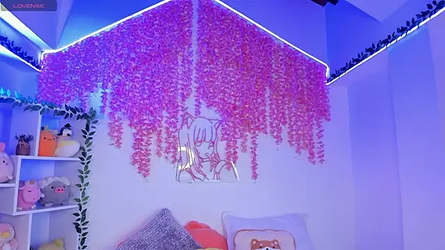 Snapshot of _hanna_sky chatting on November 28, 2025, 5:24 pm hanna sky online show from November 28, 2025, 5:24 pm