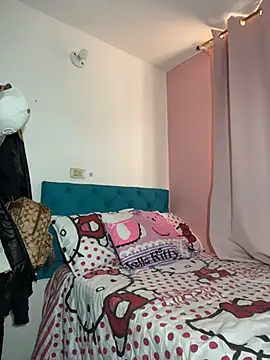 Snapshot of Melody_Spencer26 chatting on December 16, 2025, 6:23 pm Melody Spencer26 online show from December 16, 2025, 6:23 pm