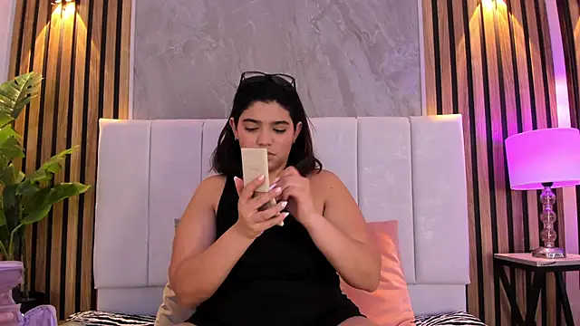 Snapshot of Carlotta_de_velour chatting on May 11, 2026, 3:08 am Carlotta de velour online show from May 11, 2026, 3:08 am