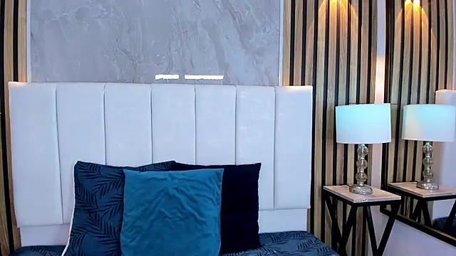 Carlotta de velour online show from November 25, 2025, 1:06 am