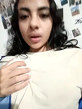 Snapshot of lilyAngel444 chatting on November 16, 2025, 5:12 am lilyAngel444 online show from November 16, 2025, 5:12 am