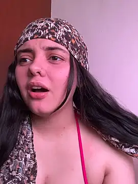 candicewest  online show from February 27, 2026, 5:02 pm