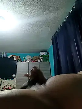 Loquillopajero online show from March 3, 2026, 12:12 pm