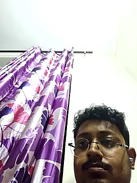 Snapshot of Your_yash2 chatting on January 6, 2026, 5:06 pm Your yash2 online show from January 6, 2026, 5:06 pm