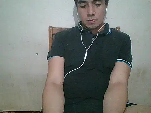 Snapshot of Cassanova182 chatting on November 26, 2025, 2:17 pm Cassanova182 online show from November 26, 2025, 2:17 pm