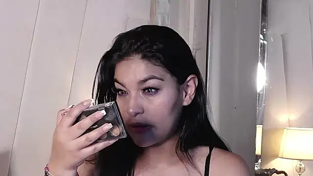 Snapshot of LannyShell chatting on January 6, 2026, 5:28 pm LannyShell online show from January 6, 2026, 5:28 pm