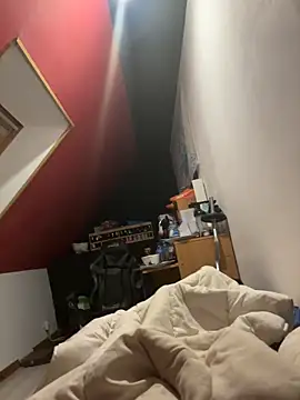 laroutine56backk online show from February 22, 2026, 2:25 am