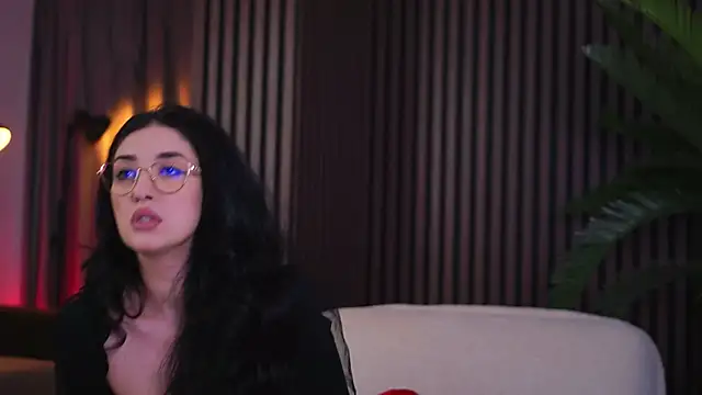 DaliaVeyron online show from November 11, 2025, 11:38 am