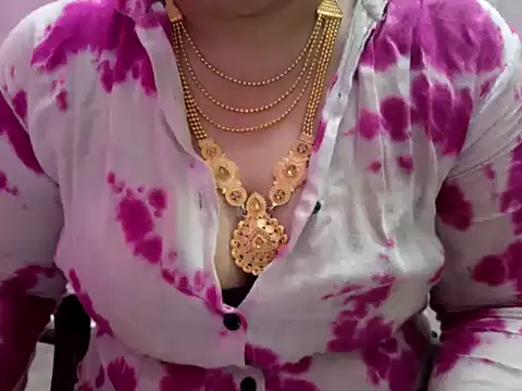 Tamil VirginAss2 online show from February 16, 2026, 10:40 pm