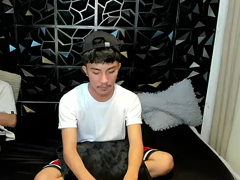 Snapshot of Urloverhardcock chatting on April 20, 2026, 6:31 pm Urloverhardcock online show from April 20, 2026, 6:31 pm