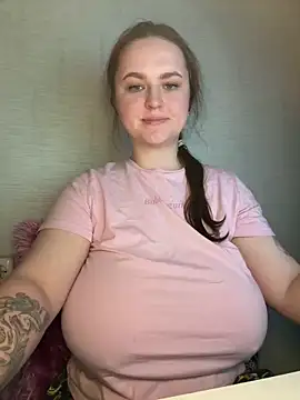 Snapshot of Monika_Boobs chatting on December 17, 2025, 5:18 pm Monika Boobs online show from December 17, 2025, 5:18 pm