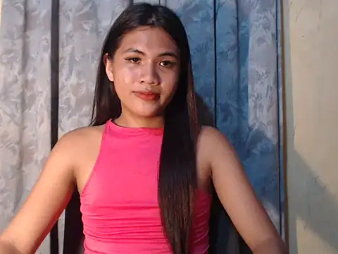 Snapshot of Rema_thebigcock chatting on February 12, 2026, 7:52 am Rema thebigcock online show from February 12, 2026, 7:52 am