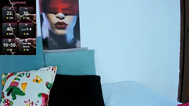 Snapshot of Andhrea_Vale chatting on November 24, 2025, 11:43 am Andhrea Vale online show from November 24, 2025, 11:43 am