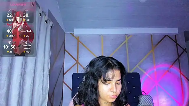  vaiolet owo online show from February 8, 2026, 5:05 am