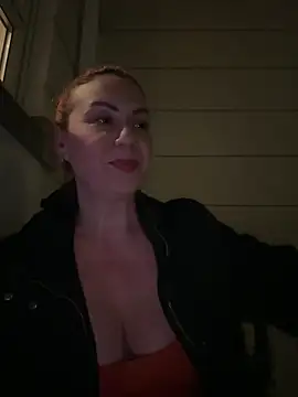 Snapshot of pervimilf chatting on February 22, 2026, 10:33 pm pervimilf online show from February 22, 2026, 10:33 pm