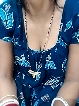 Ragini-hot online show from November 12, 2025, 10:41 am