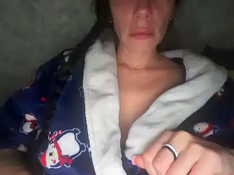 Angelinaa19 online show from November 20, 2025, 8:48 am