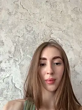 Victoria Vi online show from November 14, 2025, 11:47 am