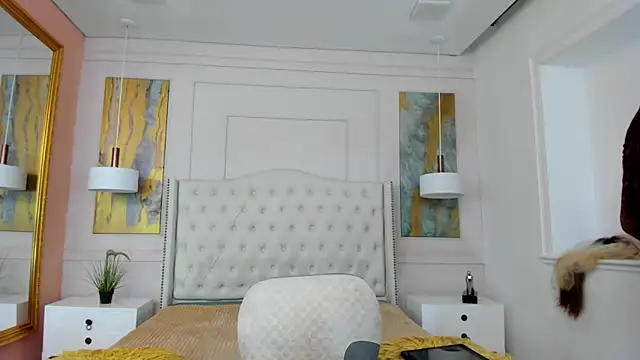 Snapshot of RosaliaMontero chatting on February 10, 2026, 3:00 pm RosaliaMontero online show from February 10, 2026, 3:00 pm