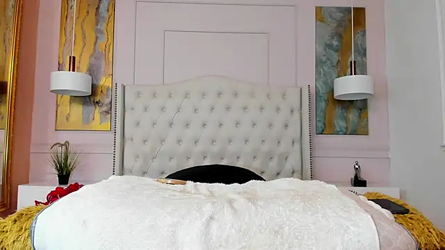 Snapshot of RosaliaMontero chatting on November 18, 2025, 4:32 pm RosaliaMontero online show from November 18, 2025, 4:32 pm