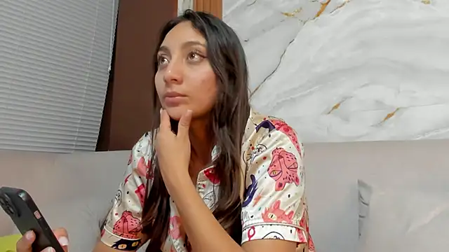 Snapshot of LilyGarcia chatting on June 15, 2026, 2:23 am LilyGarcia online show from June 15, 2026, 2:23 am