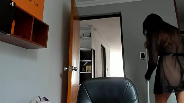 Snapshot of LilyGarcia chatting on June 9, 2026, 5:14 pm LilyGarcia online show from June 9, 2026, 5:14 pm