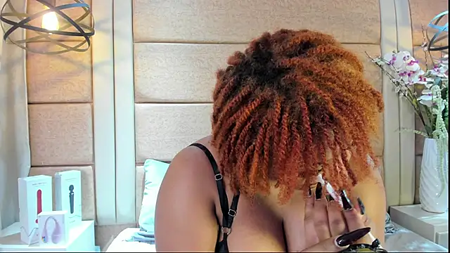 BrendaFernandez  online show from April 1, 2026, 6:38 pm