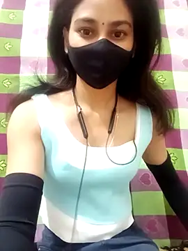 Fairy Pie online show from December 18, 2025, 5:06 pm