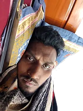 Snapshot of ThirstyBalloon5 chatting on December 18, 2025, 5:39 pm ThirstyBalloon5 online show from December 18, 2025, 5:39 pm