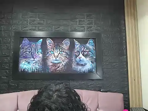 hot and fucking girl online show from November 10, 2025, 8:03 pm