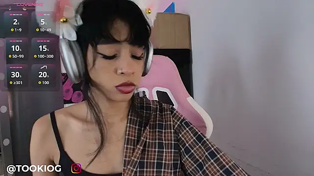 Snapshot of TOOKIOG_ chatting on May 2, 2026, 6:13 pm TOOKIOG online show from May 2, 2026, 6:13 pm