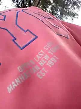 themorenofit08 online show from February 18, 2026, 10:06 pm